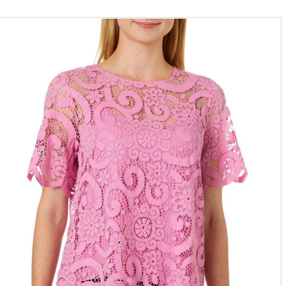 Nanette pink lace top. 🎀👛🎀 - Picture 4 of 4